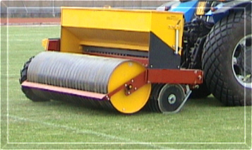 Trasemina di un campo da calcio